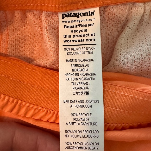 Patagonia Baggies Orange Athletic Shorts - Lightweight and Breezy - Picture 7 of 7
